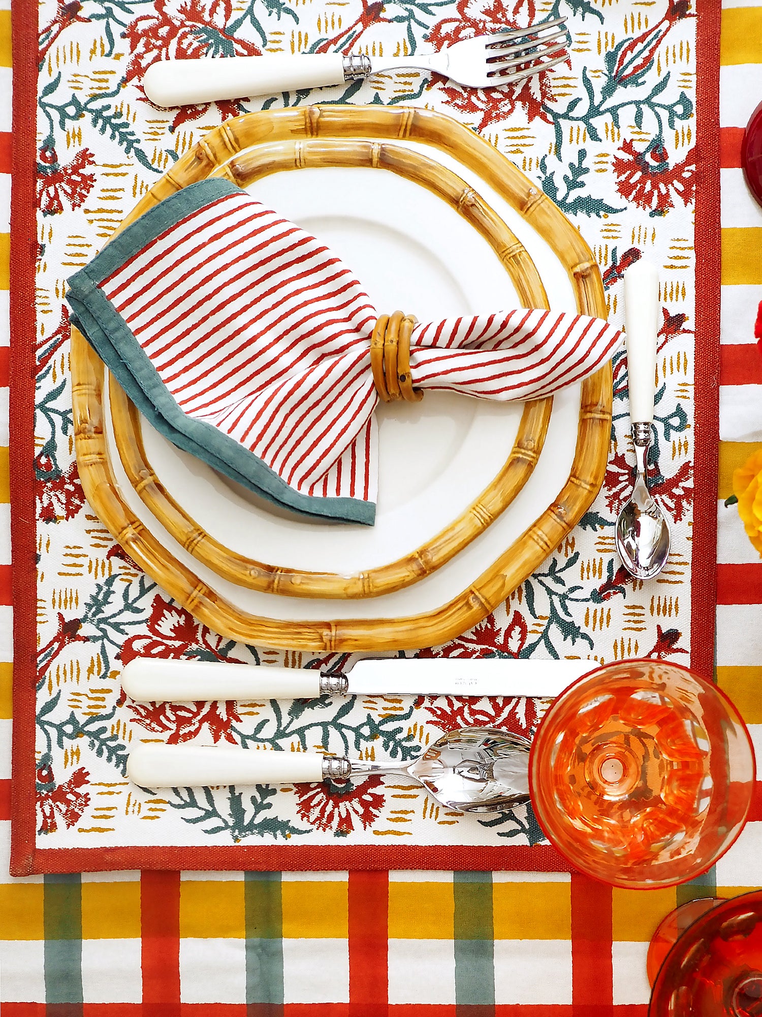 Holiday Tablescape Gift Box