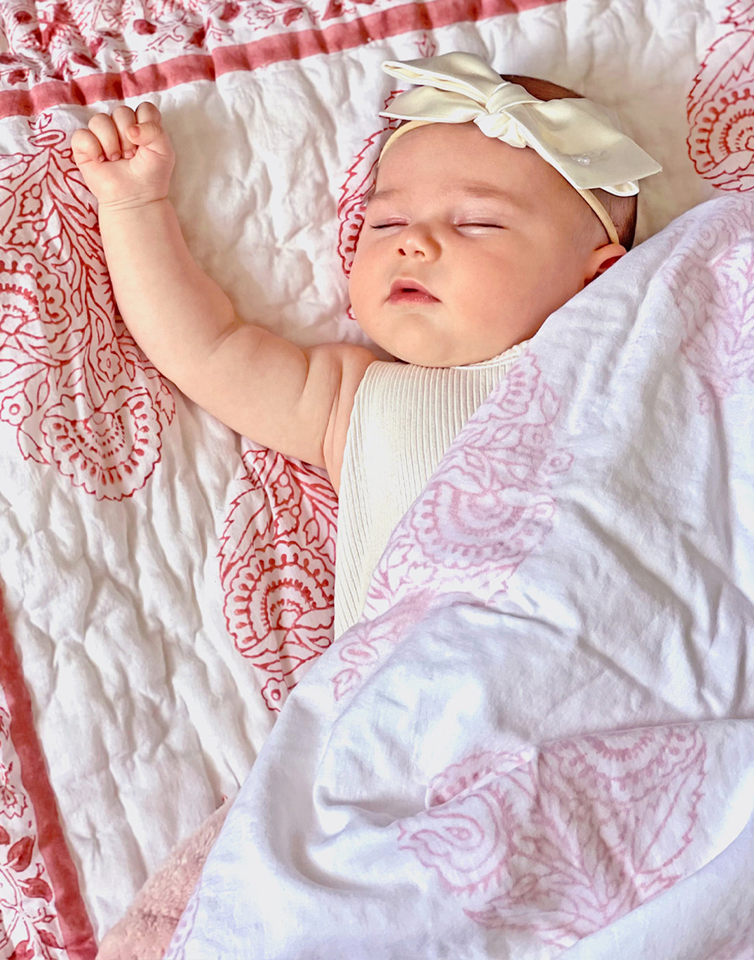 Pink City Newborn Gift Set - Going Home Newborn Bed + Bath Gift Set