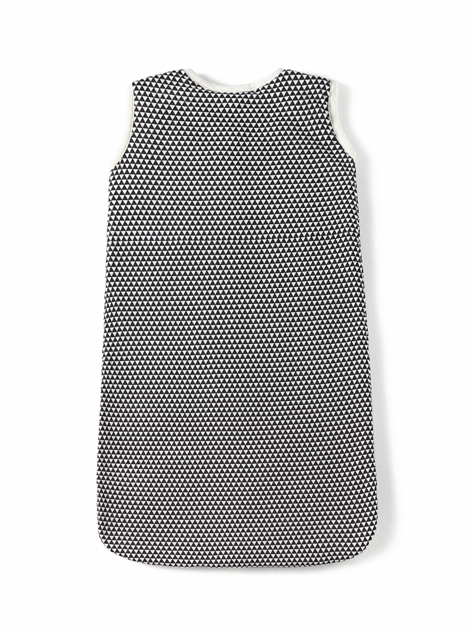 The best baby sleep sack recommended by parents and sleep consultants, designed to promote safe, comfortable sleep for infants and toddlers. Made from breathable, cozy fabrics, this sleep sack helps regulate body temperature and ensures a restful night for your little one.