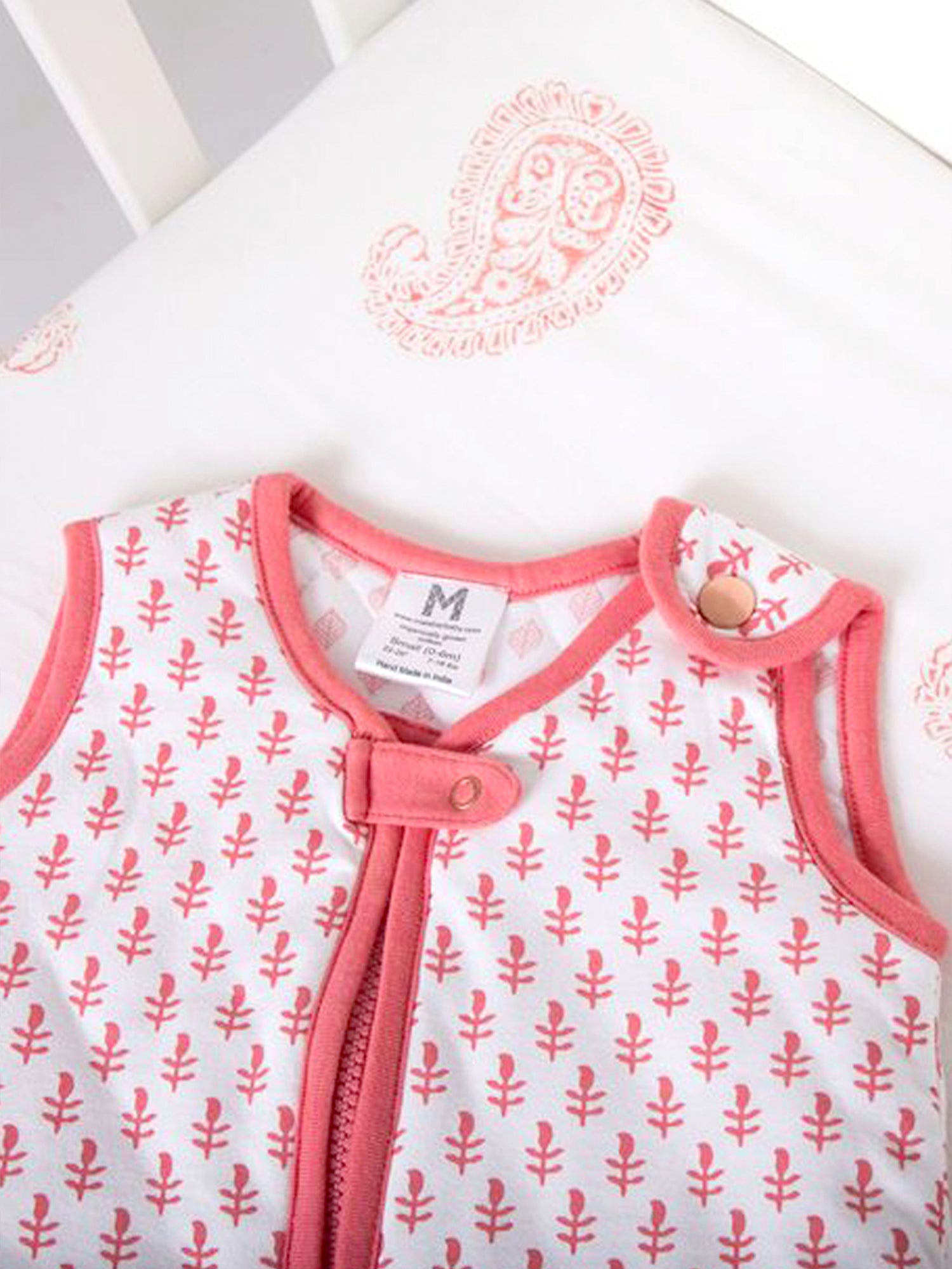 Sleep Sack Baby Gift Set — Includes a cozy sleep sack and matching crib sheet for peaceful nights and sweet dreams.