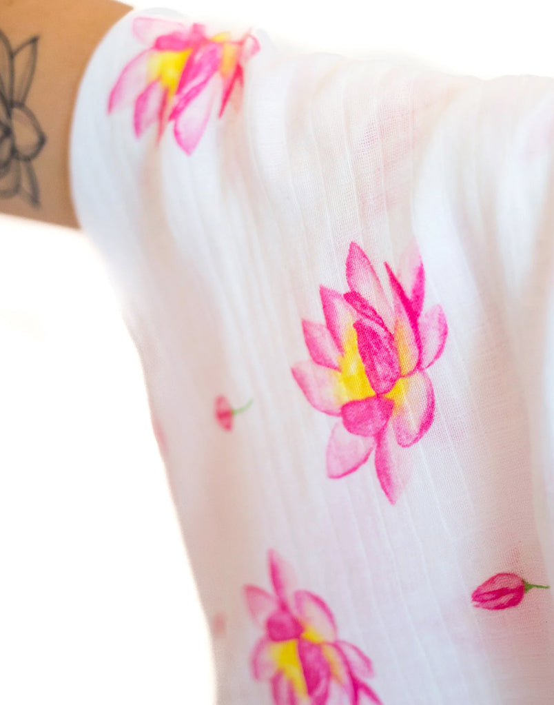 Organic Swaddle - Magical Lotus