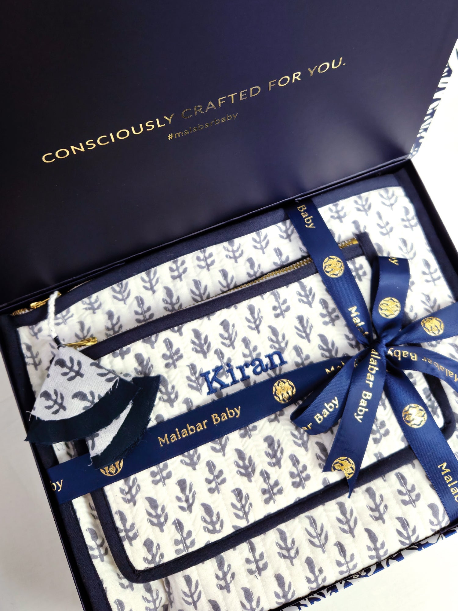 Toiletry Vanity Gift Set - Free Embroidery!