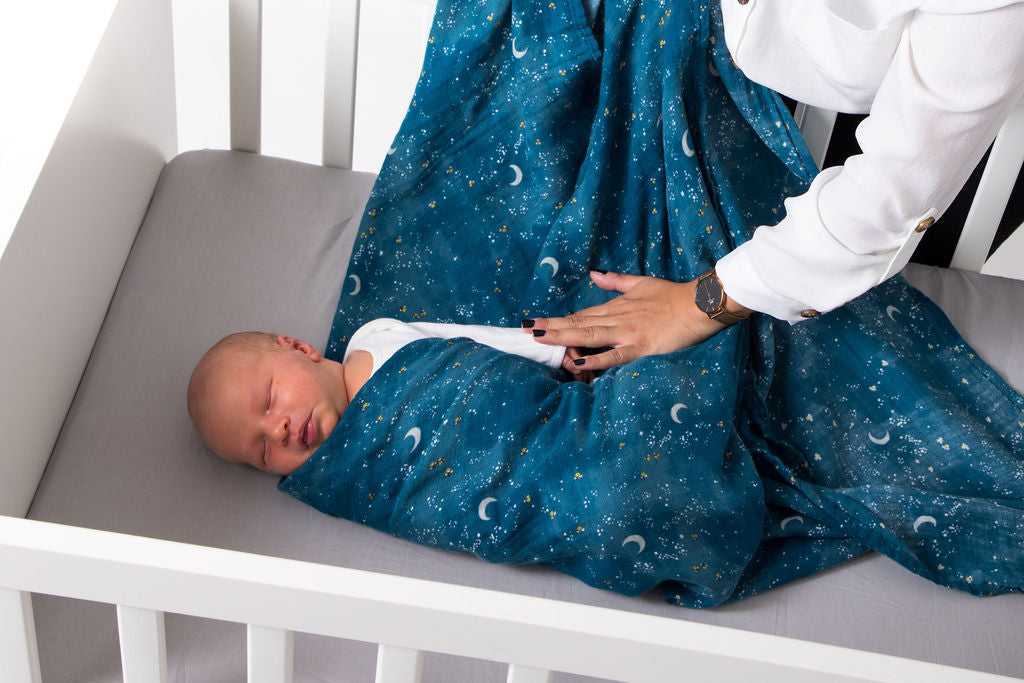 Malabar Baby | Organic Muslin Swaddles | 2 Pack | Fly Me To The Moon