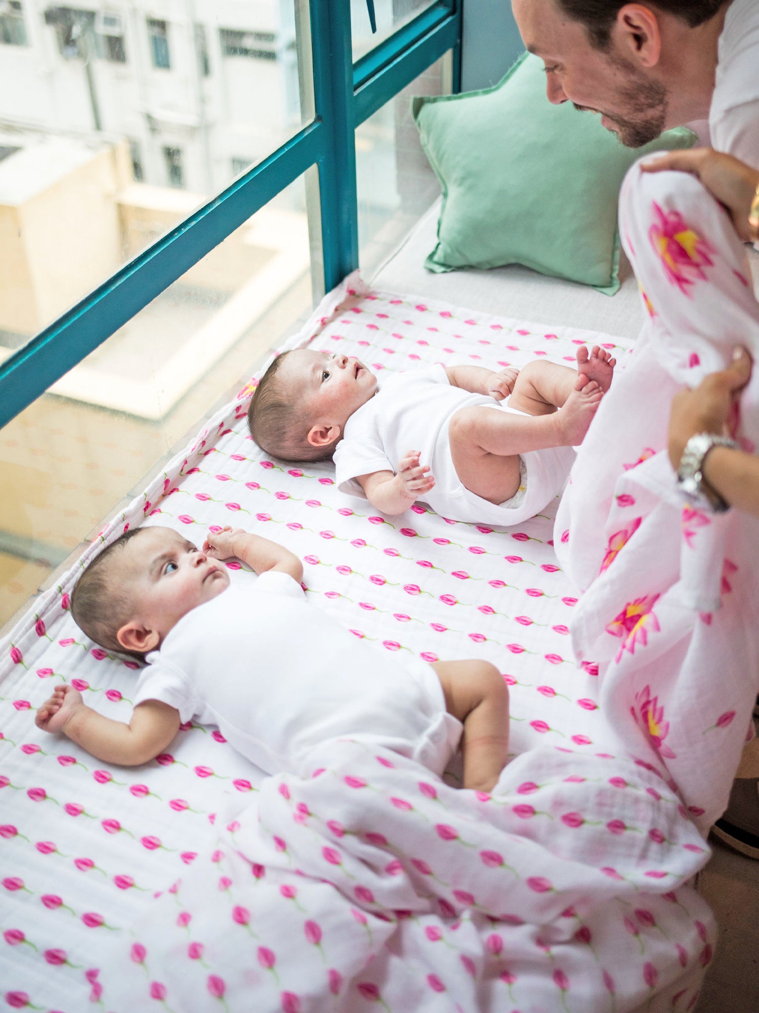 Lotus swaddle best sale