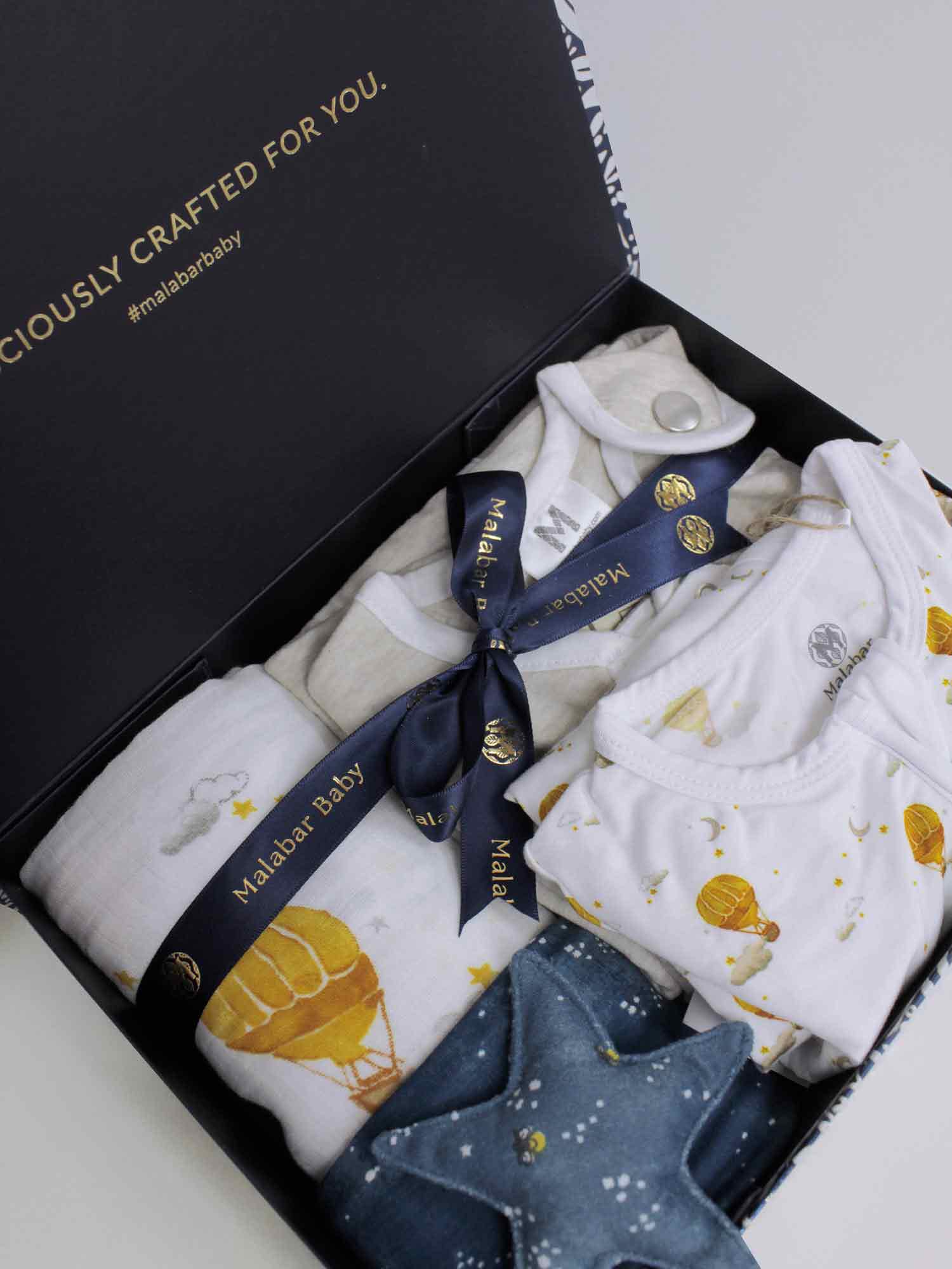 Snuggle and Sleep Gender Neutral Gift Set