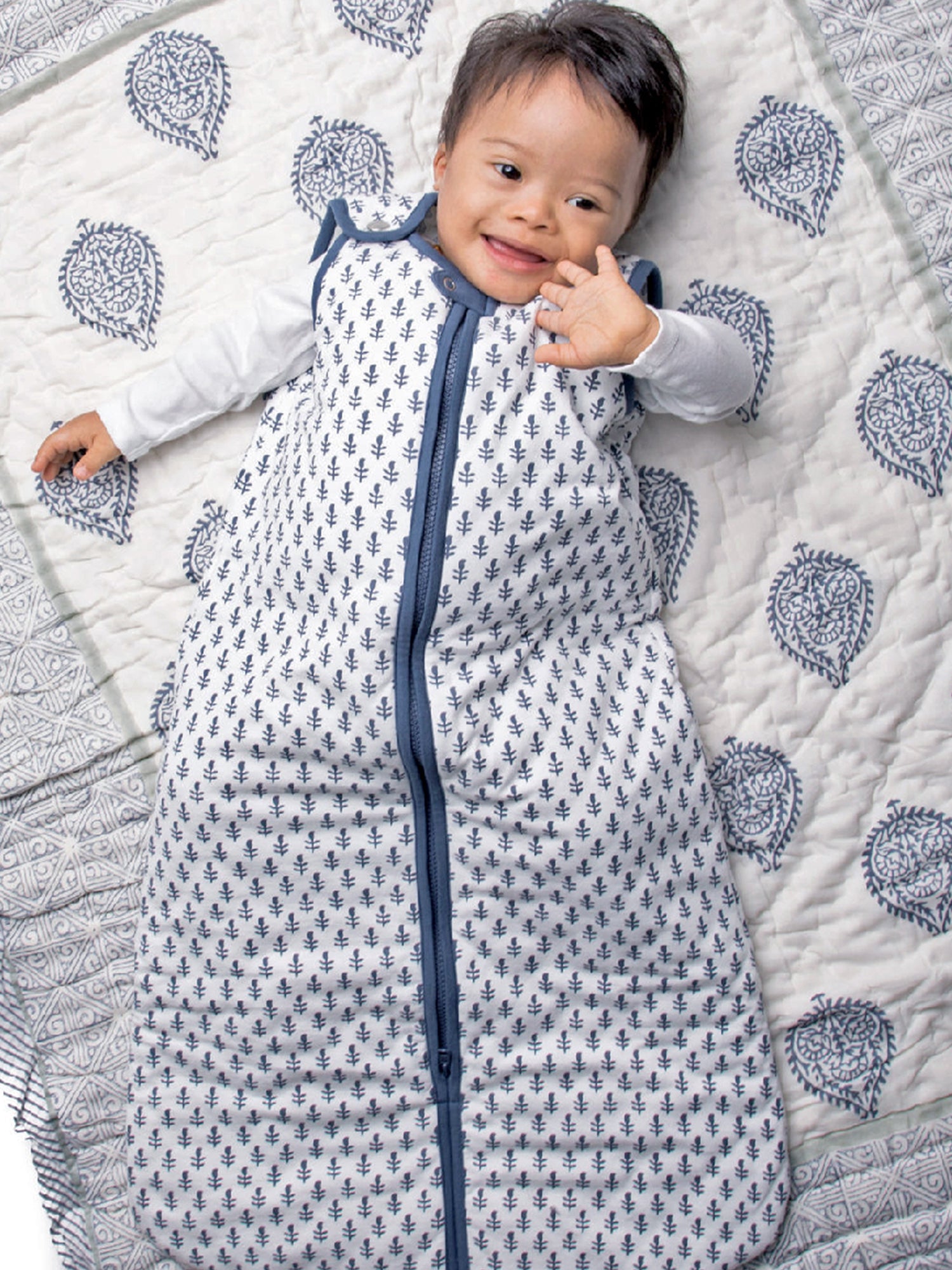 Wearable sleeping bag store baby