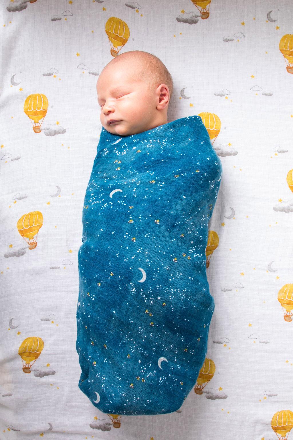 Organic Swaddle Set - Fly Me To The Moon (Starry Night & Hot Air Balloon)